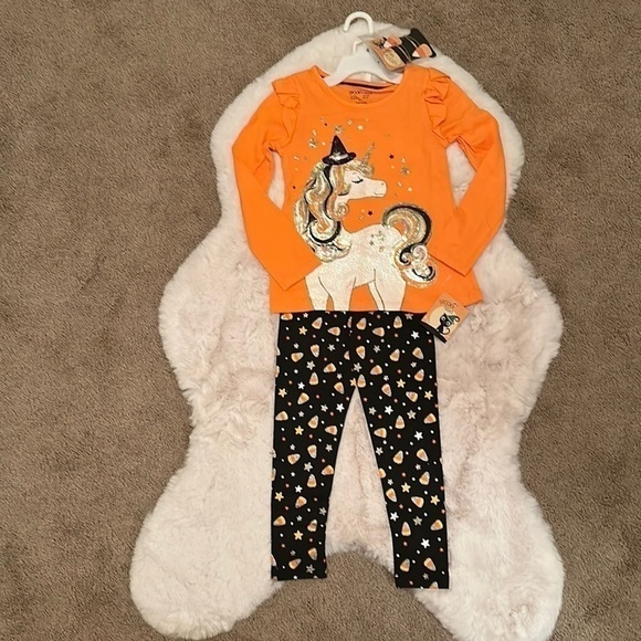 Other - Girls Halloween Set With 2 Hair Clips